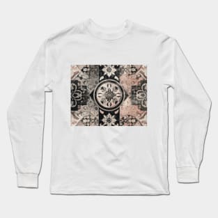 Ancient pattern (black and pink) Long Sleeve T-Shirt